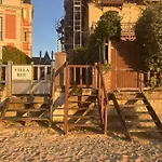 Beau Studio A 30M De La Plage / Beautiful Studio 30M From The Beach